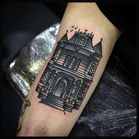 Haunted House Tattoo, Belfast Tattoo, House Tattoo, Tattoo Concepts, Shirley Jackson, Spooky Tattoos, Gorgeous Tattoos, Horror Tattoo, Home Tattoo