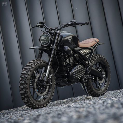 Wicked Cool: K-Speed's custom Triumph Scrambler 400 X and Speed 400 | Bike EXIF Triumph Scrambler Custom, Triumph Street Scrambler, Custom Triumph, Custom Bikes Cafe Racers, Tracker Motorcycle, Street Scrambler, Scrambler Custom, Motorcross Bike, Мотоциклы Cafe Racers