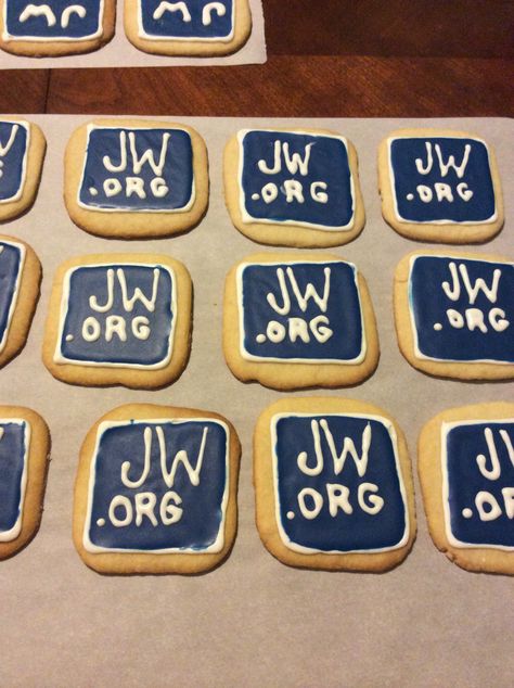 The kids and I made cookies for our congregation get-together. Fun!! Jw Cookies Ideas, Jw Cupcakes, Congregation Gifts Jw, Best Life Ever Cookies Jw, Welcome To The Congregation Jw, Pioneer School Gifts, Pioneer School, Bible Truths, Pastry Cake