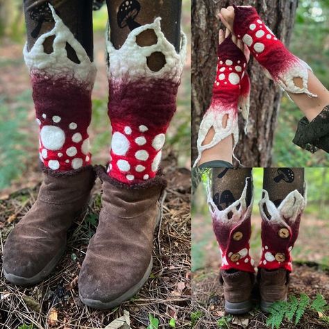 𓍊𓋼 𝓔𝓶𝔃 𓋼𓍊 on Instagram: "Here’s the last pair of toasty Fly Agaric leg warmers left in the shop and the top right picture are the wrist warmers that harmonise with them perfectly, link in bio for a further peek my fellow fungi lovers 🍄💫❤️ . . . #fungifriends #mushrooming #faeriefolk #faerielife #flyagaric" Mushroom Boots, Fungi Fashion, Mushroom Goblin, Elf Costumes, Fly Agaric Mushroom, Halloween Apparel, Fly Agaric, Fair Outfits, Ren Fair