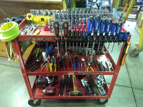 Mechanics Tool Cart, Hvac Tools, Diy Mechanics, Socket Organizer, Welding Shop, Mechanic Shop, Garage Tool Storage, Tool Cart, Tool Box Organization