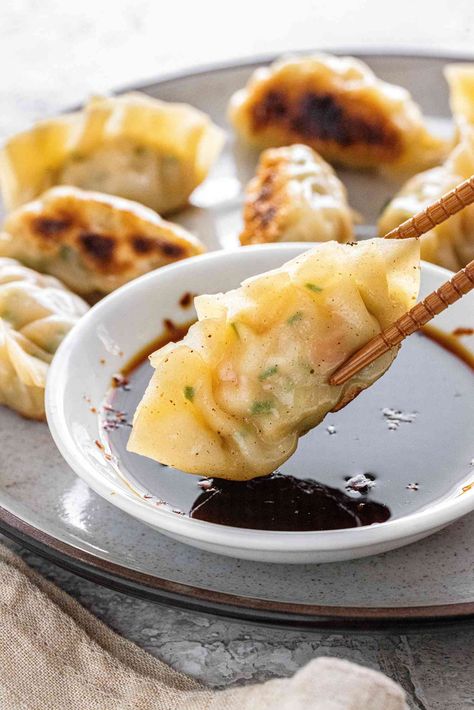 Shrimp Dumpling Sauce, Shrimp And Dumplings, Shrimp And Chive Dumplings, Shrimp Dumplings Recipe Easy, Shrimp Wonton Recipes, Shrimp Dumplings Recipe, Shrimp Potstickers, Fish Dumplings, Seafood Dumplings