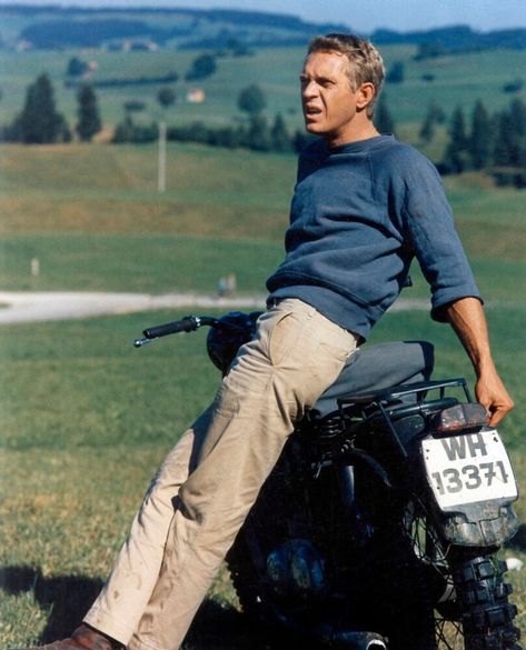 No.1248 Steve Mcqueen Style, Steven Mcqueen, Tag Heuer Monaco, The Magnificent Seven, Steve Mc, Robert Duvall, Gents Fashion, Great Escape, Paul Newman