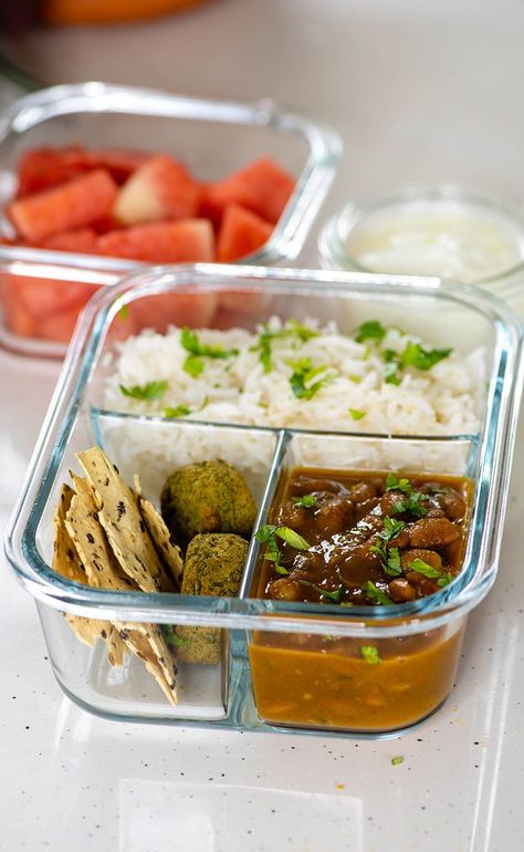 Office Tiffin Recipe Indian, Veg Lunch Box Ideas, Office Lunch Box Ideas, Indian Lunch Box Ideas, Office Lunch Ideas, Healthy Tiffin Recipes, Indian Lunch Recipes, Indian Lunch Box, Tiffin Ideas