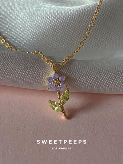 Pretty Vintage Necklaces, Gold Cute Jewelry, Cute Julery, Cute Gold Necklaces, Dream Jewelry Necklaces, Pretty Jewellery Necklace, Jewlerie Aesthetic, Cute Pendant Necklace, Beautiful Jewelry Necklaces