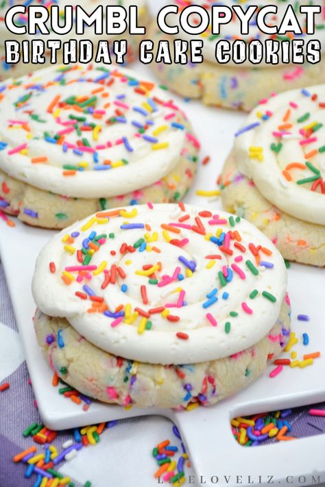 Birthday Cake Crumbl Cookie Copycat, Crumble Confetti Cookie, Fake Crumble Cookies Recipe, Birthday Cake Crumble Cookies, Smash Cookie Recipe, Frosting Filled Cookies, Simple Birthday Desserts, Wedding Cake Crumbl Cookie, Easy Gourmet Cookies