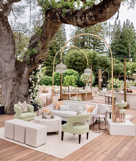 Wedding Lounge Seating, Outside Wedding Ceremonies, Entrance Idea, Wedding Lounge Area, Brazilian Wedding, Colin Cowie, Reception Entrance, Wedding Lounge, Dream Wedding Decorations