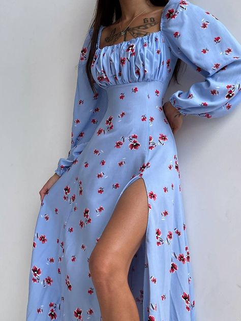 Modest Dresses Fashion, Cute Casual Dresses, Blue Backdrop, Cute Dress Outfits, Modest Dresses Casual, Everyday Fashion Outfits, Casual Day Dresses, Nice Outfits, Church Outfits