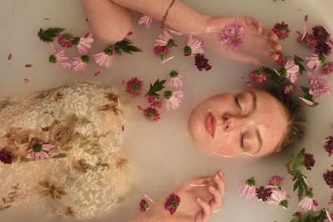 #milkbathphotography Milk Bath Photography, Bath Photography, Milk Bath, Art School, Milk, Fashion Photography, Bath, Art Reference, Art Inspiration