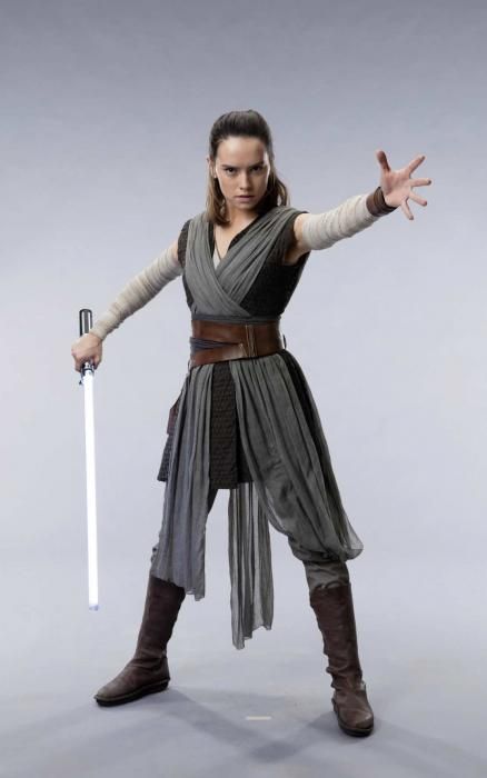 Rey Costume Diy, Rey Jedi, Star Wars Girl, Disfraz Star Wars, Rey Costume, Jedi Outfit, Star Wars Rey, Rey Cosplay, Rey Skywalker