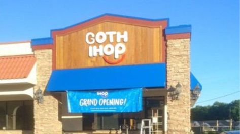 Goth Ihop, Surprised Emoji, Restaurant Board, Goth Spider, Gothic Theme, Gothic Themes, Twitter Trending, Scene Kids, Cool Themes