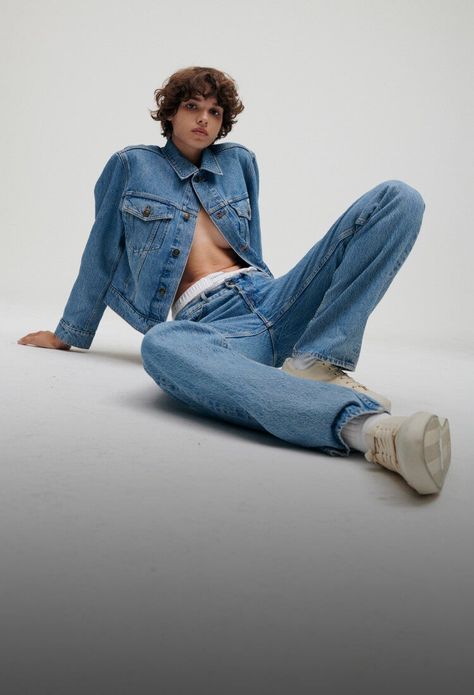 Calvin Klein Denim Photoshoot Ideas, All Denim Editorial, Levi’s Photoshoot, Calvin Klein Studio Photoshoot, Calvin Klein Denim Campaign, Denim On Denim Editorial, Denim Fashion Shoot, Clothing Models Photography, Denim Campaign Editorial