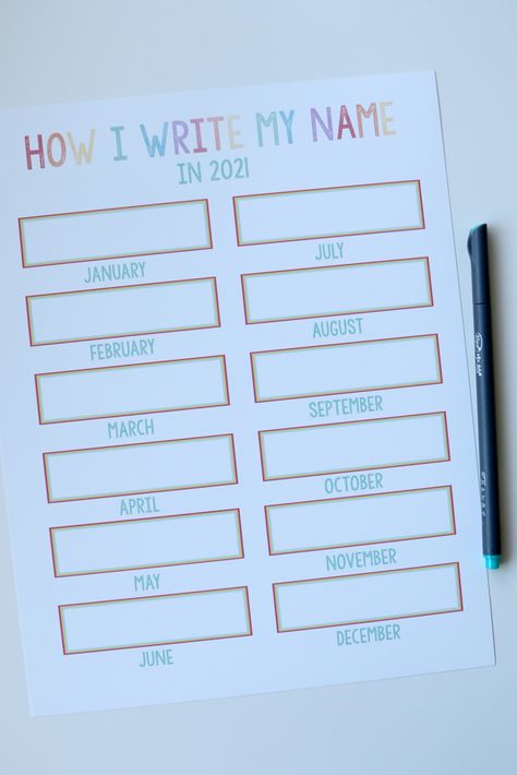 How I Write My Name Printable Worksheet Kindergarten Monthly Memory Book, Memory Books Preschool, Monthly Name Writing Preschool, Pre K Memory Book Ideas, Pre K Memory Book, Preschool Memory Book Ideas, Prek Journals, My Name Worksheet, Teacher Memory Book