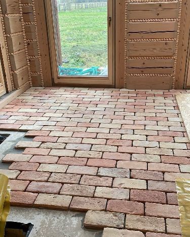 Home Office Furniture Design, Brick Floor, Clay Roof Tiles, Recycled Brick, Rustic Bathroom Designs, House Floor Design, Stone Backsplash, Garden Decor Projects, Traditional Tile