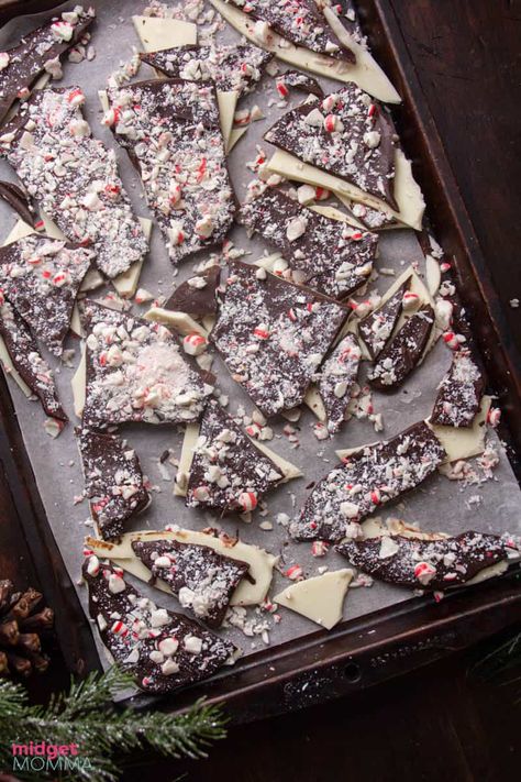 Peppermint Bark. Super simple white chocolate and milk chocolate layered bark with crushed peppermint that makes for an awesome holiday treat! Peppermint Bark Brownies, Ghiradelli Peppermint Bark, Dark Chocolate Peppermint Bark, Peppermint Bark Recipe With Almond Bark, Peppermint Brownie Truffles, Chocolate Peppermint Bark Recipe, Peppermint Bark Recipes, Chocolate Peppermint Bark, Christmas Food Treats