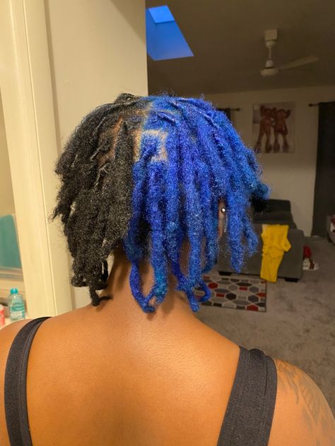 Locs Split Dye, Half And Half Hair Color Dreads, Split Dyed Dreads, Split Dye Dreads, Blue And Blonde Locs, Split Dyed Locs, Midnight Blue Locs, Half Blue Half Black Hair, Dreadlocks Dyed