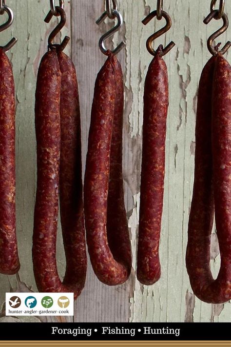 Beef Snack Stick Recipe, Snack Stick Recipe, Vienna Sausages, Polish Sausage Recipes, Venison Sausage Recipes, Summer Sausage Recipes, Cured Meat Recipes, Salami Recipes, Sausage Making Recipes