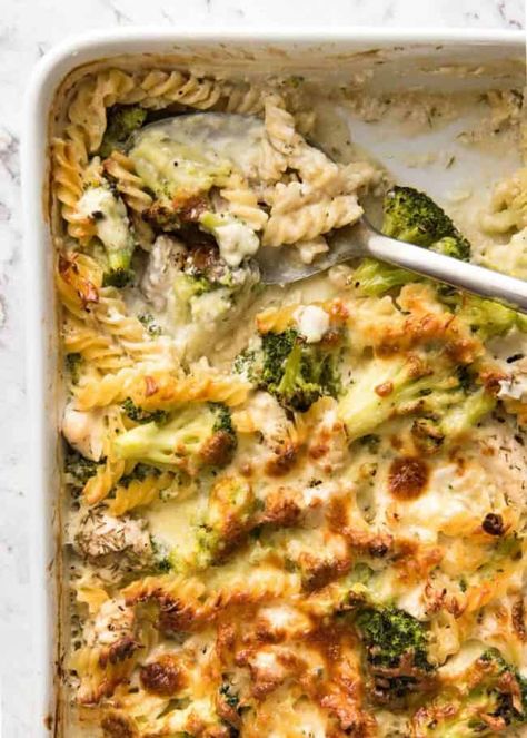 This is how to make a HEALTHY Creamy Pasta Bake in one baking dish, from scratch. Loaded with broccoli, 5 minutes prep then just pop it in the oven. This Ultra Lazy HEALTHY Creamy Chicken Pasta Bake is magical! www.recipetineats.com Bake And Take Dinners, Chicken Bakes Healthy, 1 Pan Bake Meals, Chicken Broccoli Pasta Bake Easy, Pasta Bake No Cheese, Lazy Recipes Healthy, One Pan Oven Pasta, Baked Chicken Pasta Recipes Easy, Chicken Spiral Pasta Recipes