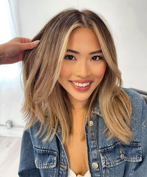 60+ Modern Asian Hairstyles for Women Blond Balayage On Asian Hair, Cool Blonde Asian Hair, Blonde Asian Makeup, Medium Hair Balayage Asian, Asian Dyed Hair Blonde, Asian Hair Color Blonde, Best Asian Hair Color, Filipino Colored Hair, Asian Women Hair Color Ideas