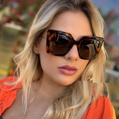 Sunglasses with style and class Uv400 Sunglasses, Shades Sunglasses, Butterfly Sunglasses, Color Lenses, Eyewear Womens, Trend Fashion, Sunglass Lenses, Oversized Sunglasses, Sunglass Frames