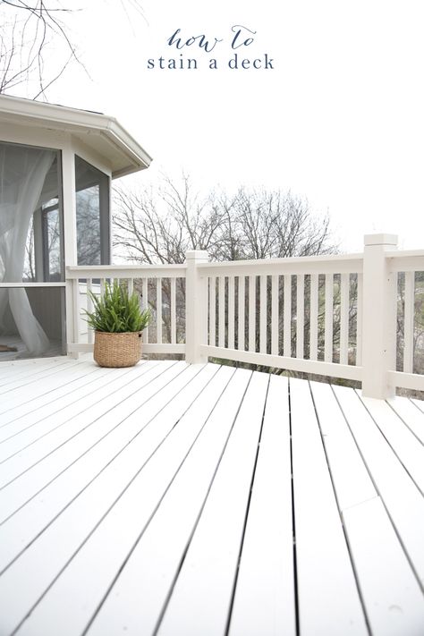 Get the tips & tricks how to stain a deck for a beautiful finish with minimal effort Decking Colours, Stain A Deck, Deck Painting, Best Deck Stain, Deck Stain Colors, Deck Landscaping, Garden Decking, White Deck, Deck Outdoor