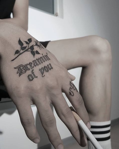 170+ Best Memento Mori Tattoo With Meaning (2023) - TattoosBoyGirl