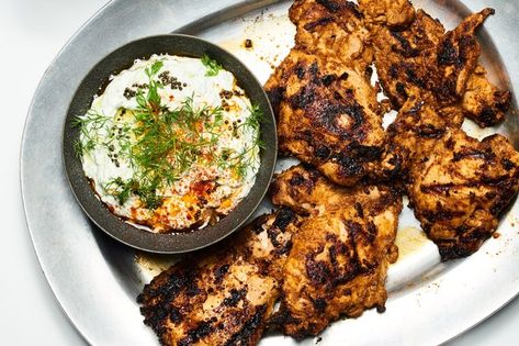 Best Chicken Thigh Recipe, Yoghurt Sauce, Shawarma Spices, Chicken Thighs Recipes, Ras El Hanout, Oven Chicken, Easy Oven, Chicken Shawarma, Nyt Cooking