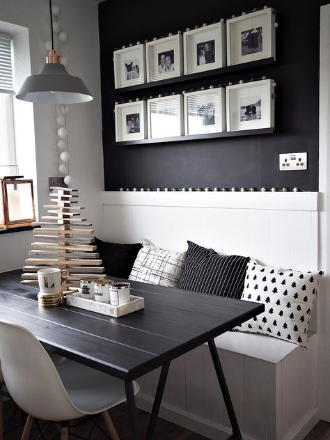 Monochrome Dining Room Dining Table Against Wall, Kuhinja Ideje, Table Against Wall, Monochrome Dining Room, Monochrome Interior Design, Monochrome Home Decor, Monochrome Living, Kitchen Scandinavian, Design Dining Room