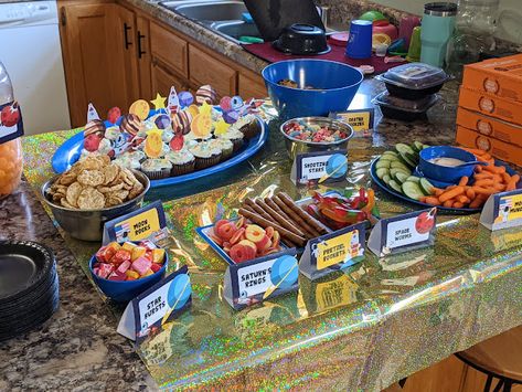 Space Birthday Party Outer Space Snack Ideas, Space Birthday Party Snacks, Galaxy Party Food Ideas, Space Themed Veggie Tray, Outer Space Treats, Space Themed Birthday Party Food Snacks Ideas, Space Themed Appetizers, Space Birthday Snacks, 1st Trip Around The Sun Food Ideas