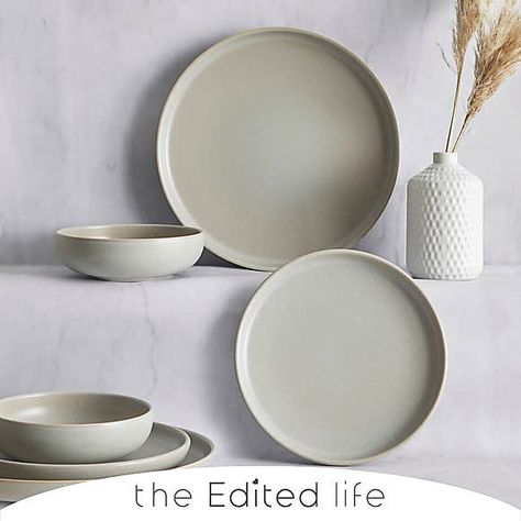 Modern Plates Set Dinnerware, Kitchen Plates Set, Cream Plates, Living Simple Life, Classic Dinnerware, Modern Plates, Kitchen Necessities, Dining Ware, Plates And Bowls Set