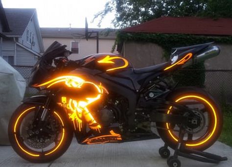 Awesome motorcycle - Imgur  2008 honda CBR 600rr graffiti edition Dream Motorcycle, Motor Balap, Xe Ducati, Мотоциклы Harley Davidson, Image Moto, Futuristic Motorcycle, Cafe Racer Bikes, Jetski, Motor Sport