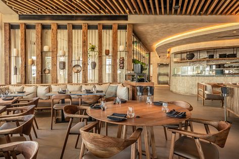 Modern Organic Restaurant Design, Wood Restaurant Design, Restaurant Interior Design Wood Modern, Rustic Restaurant Interior Design Woods, Organic Architecture Restaurant, Wood Ceiling Design Restaurant, Mediterranean Restaurant Design, Restaurant Interior Design Wood, Mila Restaurant Miami