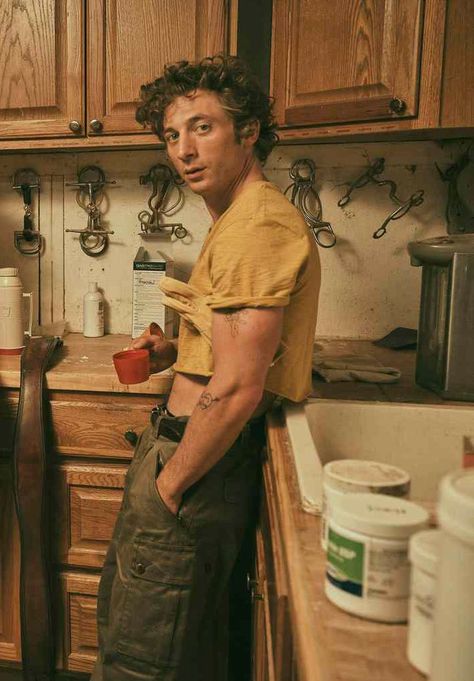 Jeremy Allen White Calvin Klein, Lip Gallagher, Yes Chef, Allen White, Jeremy Allen White, White Boys, Pretty Men, White Style, Celebrity Crush