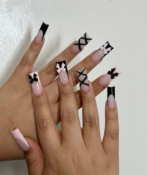 Y2k Nails Acrylic Hello Kitty, Black And Pink Bow Nails, Sanrio Almond Nails, Black And Pink Hello Kitty Nails, Black Easter Nails, Short Hello Kitty Nails With Charms, How Nails, Short Pink And Black Nails, Pink And Black Short Nails