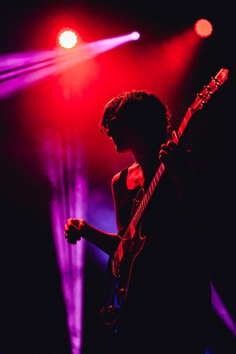 Big Thief Wallpaper, Vibing To Music, Koko London, Big Thief, Concert Lighting, Music Photoshoot, Live Music Photography, Band Photography, Music Photographer