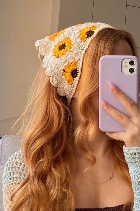 Crochet Hair Hairstyles, Sunflower Crochet Ideas, Crocheted Hair Accessories, Woodsy Crochet, Crochet Ideas Accessories, Outfits With Bandanas In Hair, Crochet A Bandana, Headscarf Hairstyles, Crochet Mothers Day Gifts