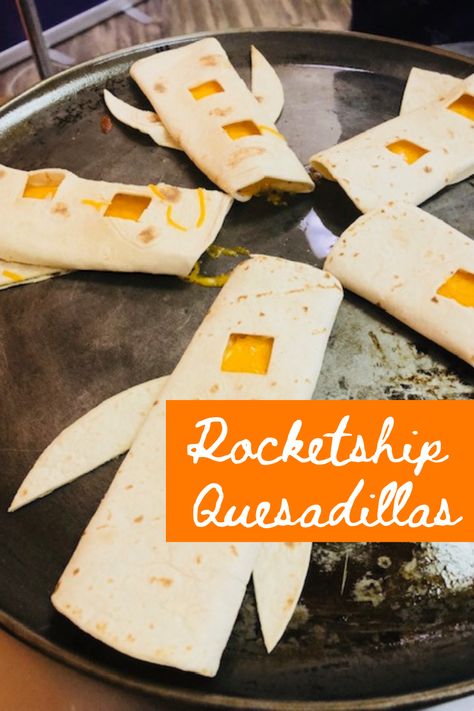 rocket themed, space theme food, Outer Space Themed Food, Outer Space Food Ideas, Science Themed Dinner, Space Cooking Ideas For Kids, Space Themed Meals, Space Birthday Party Food Snacks Ideas, Space Themed Breakfast, Galaxy Snacks, Space Themed Dinner