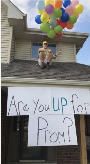 Funny Formal Proposals, Basketball Theme Hoco Proposal, Ways To Ask Your Boyfriend To Prom, Unique Hoco Proposals, Prom Signs, Dance Asks, Hoco Signs, Creative Prom Proposal Ideas, Cute Hoco Proposals