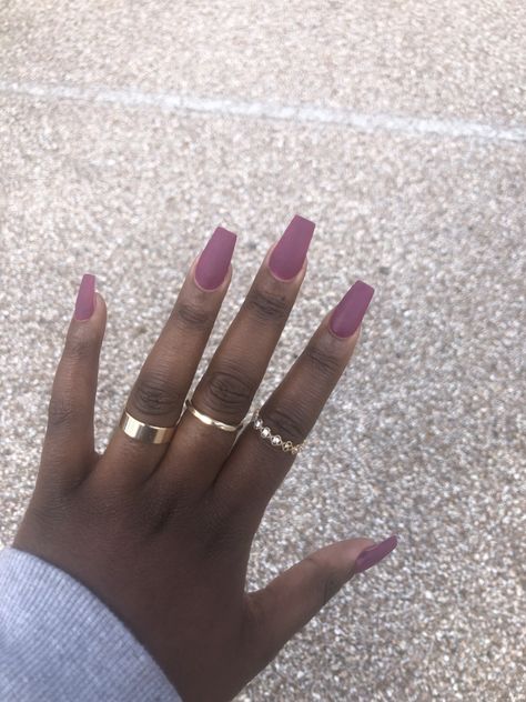 Matte Black Nails On Dark Skin, Matte Square Nails, Matte French Tip Nails, Nail Glow, Short Coffin Nails Designs, Nails For Fall, Almond Acrylic, Matte Black Nails, Nails Matte