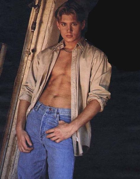 shirtless cowboy pictures | The Men of Soaps: Days of our Lives HOLY CRAP- DEAN??? JENSEN ACKLES! Misha Collins, Jensen Ackles Shirtless, Supernatural Baby, Matt Cohen, Jensen Ackles Supernatural, Supernatural Jensen, Jared And Jensen, Supernatural Dean, Smallville