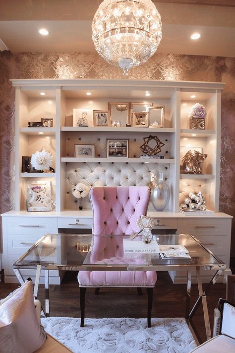 Womens Study Room Home Office, High Fashion Office Decor, Dressing Room Office Ideas, Femine Office Decor, Beauty Desk Aesthetic, Office Ideas Feminine, Medical Office Exam Room, Bedroom With Desk Ideas, Black And Pink Office