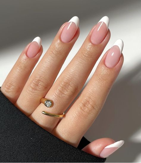 French Tip Gel Nails, Pink Nail Colors, Elegant Manicure, Romantic Nails, Nail Designs Valentines, Gel Nail Kit, Simple Acrylic Nails, White French, Uv Gel Nails