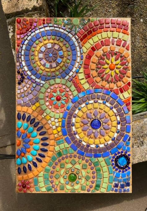 Mosaic Background Pattern, Mosiac Art Pattern Design, Mosaic Projects Free Pattern, Wall Mosaic Ideas, Mosaic Designs Easy, Mosaic Art Ideas Easy, Square Mosaic Patterns, Mosaic Projects For Beginners, Simple Mosaic Patterns