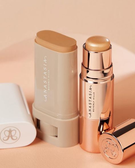 Anastasia Makeup, Dream Makeup, Stick Highlighter, Beauty Balm, Summer 2025, Glowing Complexion, Makeup Obsession, Beauty Bar