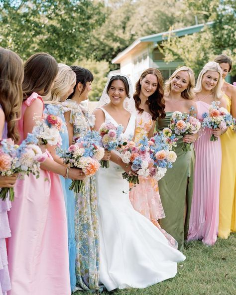 The wedding that lives rent free in our minds forever. 🦄🙌🏻 @mariee_ami @illusionsrentals @stemsofatx @limacaroline @bbjlatavola… | Instagram Spring Theme Wedding, Garden Party Wedding Dress, Pastel Weddings, Summer Wedding Style, Pretty Bridesmaid Dresses, Wedding Party Outfits, 2025 Wedding, Wedding Vision, Pastel Flowers