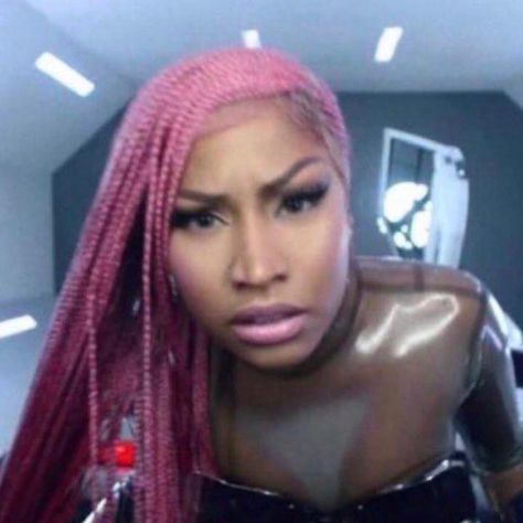 Nicki Minaj Reaction, Nicki Minaj Quotes, Nicki Minaj Barbie, Nikki Minaj, Nicki Minaj Photos, Nicki Minaj Pictures, Pink Friday, Reaction Face, Female Rappers