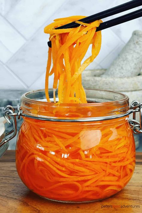 Sweet Pickled Carrots Recipe, How To Julienne Carrots, Quick Pickled Carrots, Pickled Carrots Recipe, Yeast Dough Recipe, Julienned Carrots, Quick Pickled, Pickled Carrots, Instant Pot Soup