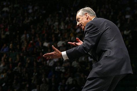 Zig Ziglar: 10 Quotes That Can Change Your Life - http://torrenceking.blogspot.com/2012/12/zig-ziglar-10-quotes-that-can-change.html Zig Ziglar Quotes, Face Everything And Rise, Sales Quotes, Service Quotes, Honesty And Integrity, Leadership Tips, Nothing To Fear, Zig Ziglar, Business Leadership