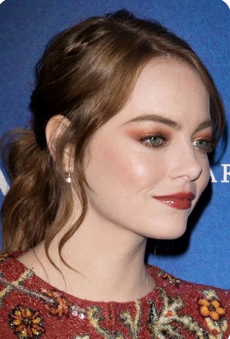 Emma Stone Makeup, Stone Makeup, Red Carpet Makeup, Flawless Face, Hooded Eyes, Bridesmaid Makeup, Emma Stone, Beautiful One, How To Make Hair