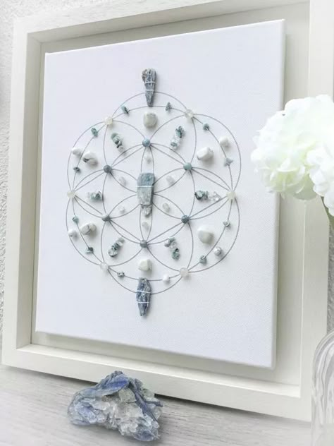 Guide To Crystals, Calming Crystals, Crystals For Beginners, Crystals Healing Grids, Crystal Mandala, Journey Art, Flower Of Life Symbol, Crystal Healing Chart, Peace And Tranquility